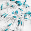 德6旬男為賣假通行證賺錢 狂打90劑 COVID-19 疫苗