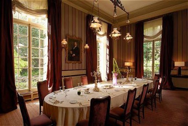 Saint-James-Paris-photos-Restaurant_thumb[1]