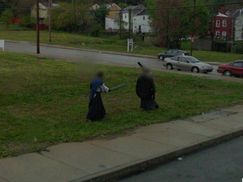 medieval-fight-google-street-view