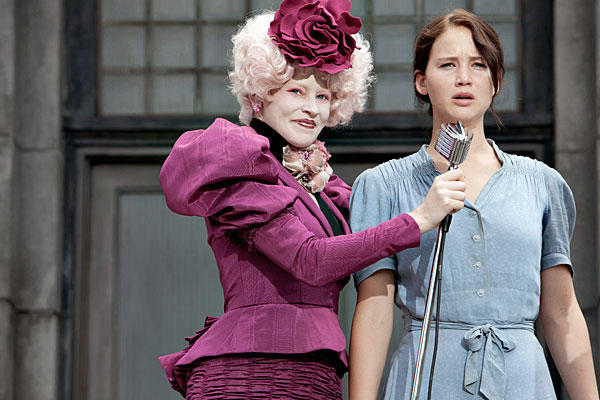 Effie_&_Katniss_at_reaping