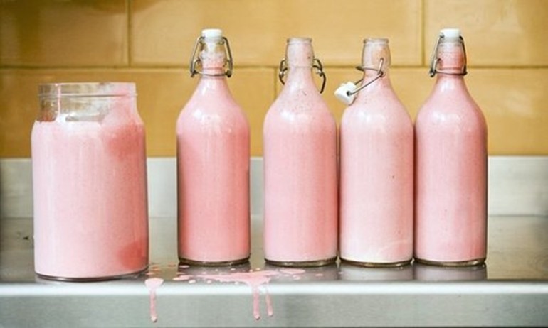 Hippos-Milk-Is-Pink