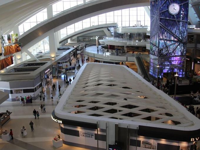 Tom Bradley Terminal