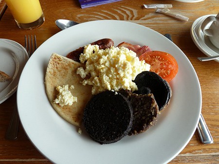 A hearty Scottish breakfast haggis