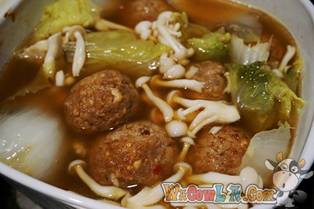 Cabbage with Chinese braised meat ball_01
