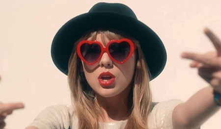 Taylor-Swift-Red-Hearts-Sunglasses