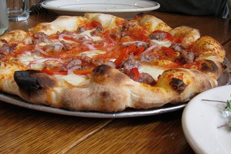 Pizzeria Delfina, San Francisco (Salsiccia Pizza)1
