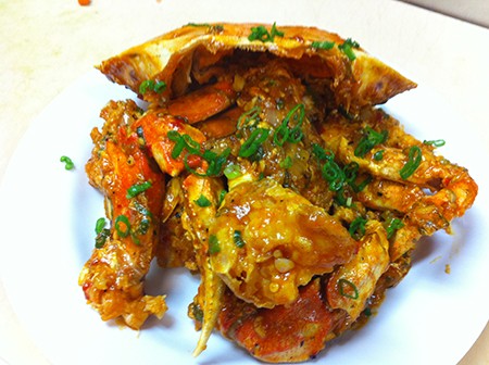 singaporean-chili-crab-plated