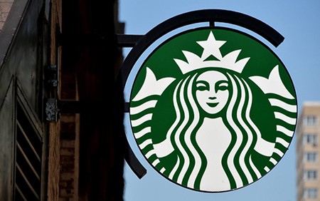 Starbucks to help workers obtain undergraduate degrees