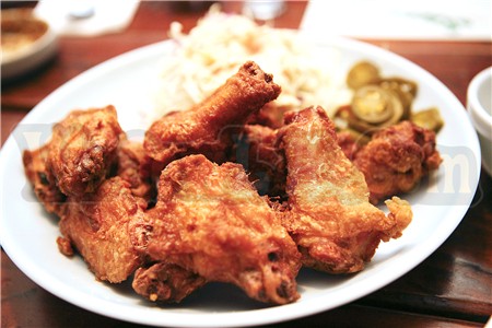 Fried Chicken Wings  洛杉矶美食 好吃推荐 韩国餐厅 Toe Bang Cafe 韩式居酒屋