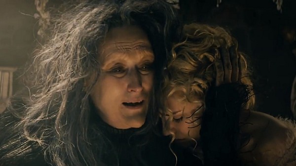 Meryl-Streep-Into-The-Woods-The-Witch-singing-Disney-2014-600x337