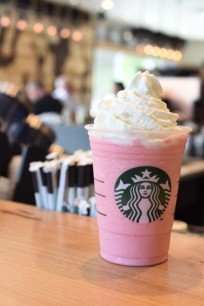cotton-candy-frappuccino-blended-creme-beverage_vertical_hi-res