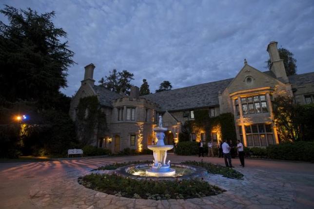 A general view of the Playboy Mansion during the premiere of "The Transporter Refueled" in Los Angeles, California August 25, 2015. REUTERS/Mario Anzuoni