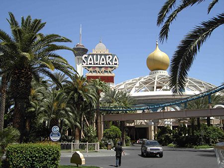 Sarah_Hotel_Casino_Las_Vegas_(entrance)