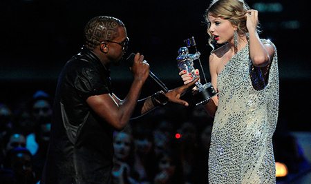 2015KanyeWest_TaylorSwift_VMAs2009_GettyImages-98165169260815.article_x4