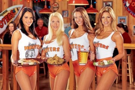 HootersGirls