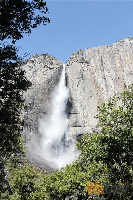 Yosemite Falls01