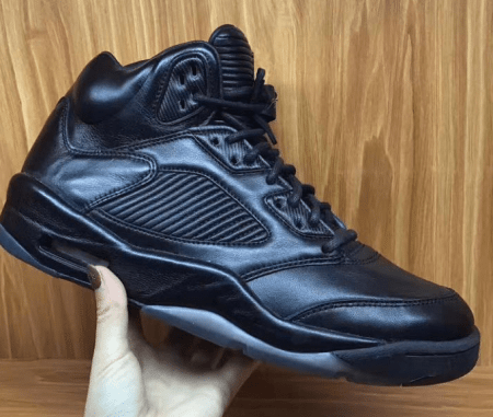 black-leather-air-jordan 1 sole collector