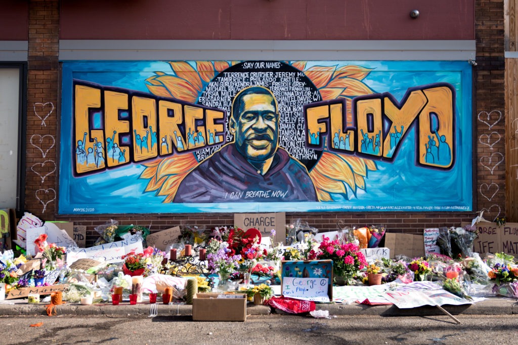 George Floyd 葬禮於 Huston 舉行 全美抗議示威仍在繼續