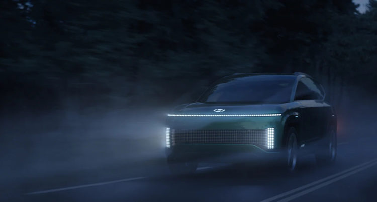 现代汽车隆重揭幕 IONIQ 品牌概念电动休旅车 SEVEN