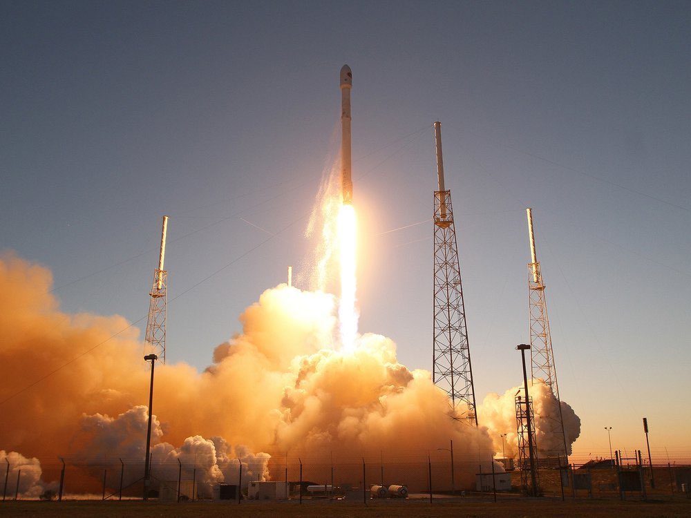 SpaceX 火箭完成任務後漂流太空7年 3月將撞月球