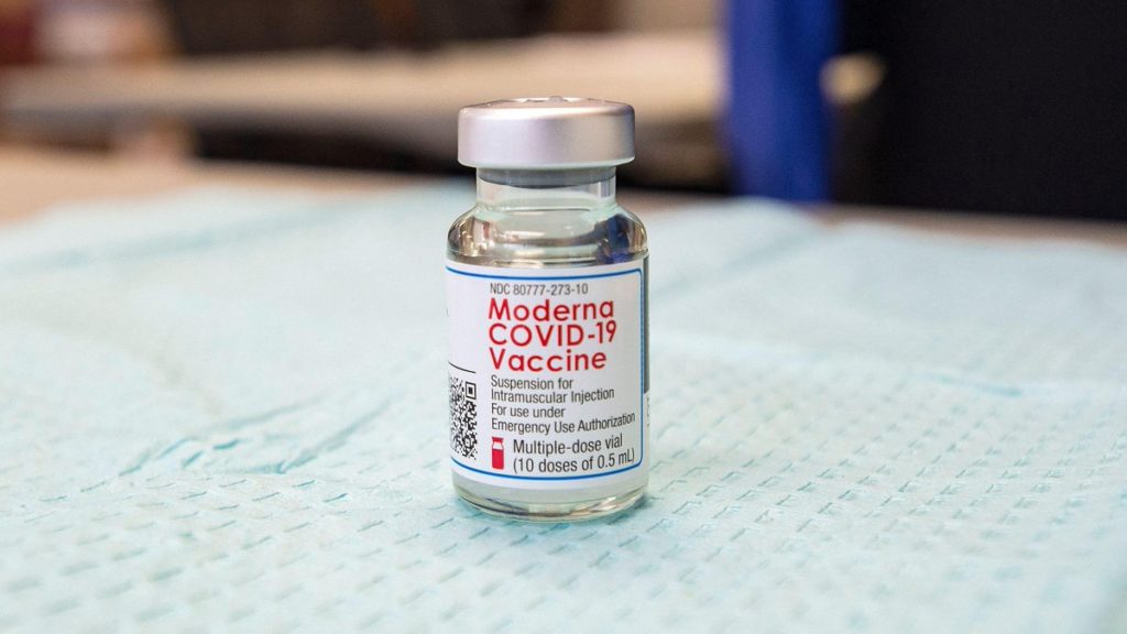 美 FDA 全面批准 Moderna 疫苗 供18歲以上成人施打