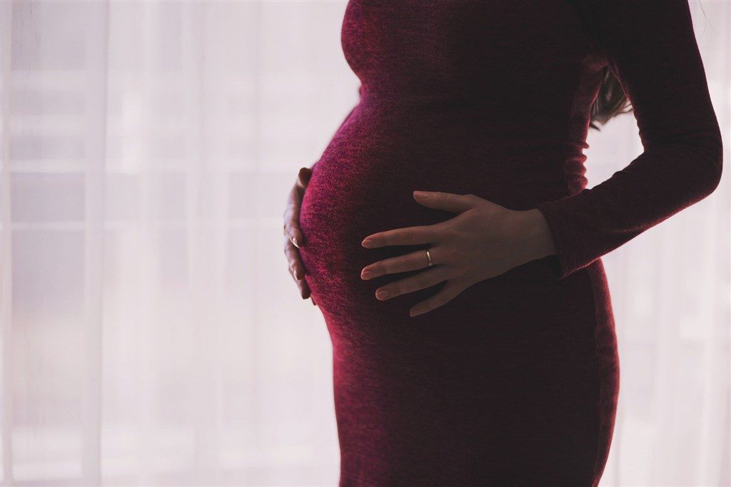 研究：孕期內打疫苗 寶寶染COVID-19住院風險降60%