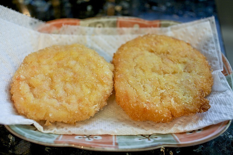 fried shrimp burger10